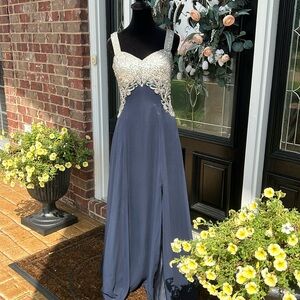 💙Fleur De Lis Gown